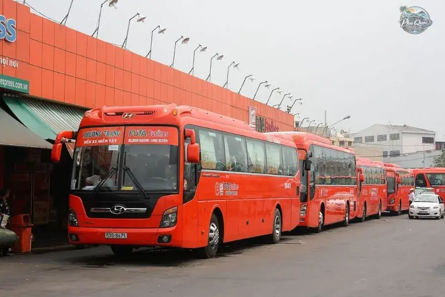 Bus from Hanoi to Phu Quoc via Ho Chi Minh City